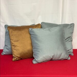 Set of Four Decorative Throw Pillows in Gold and Teal